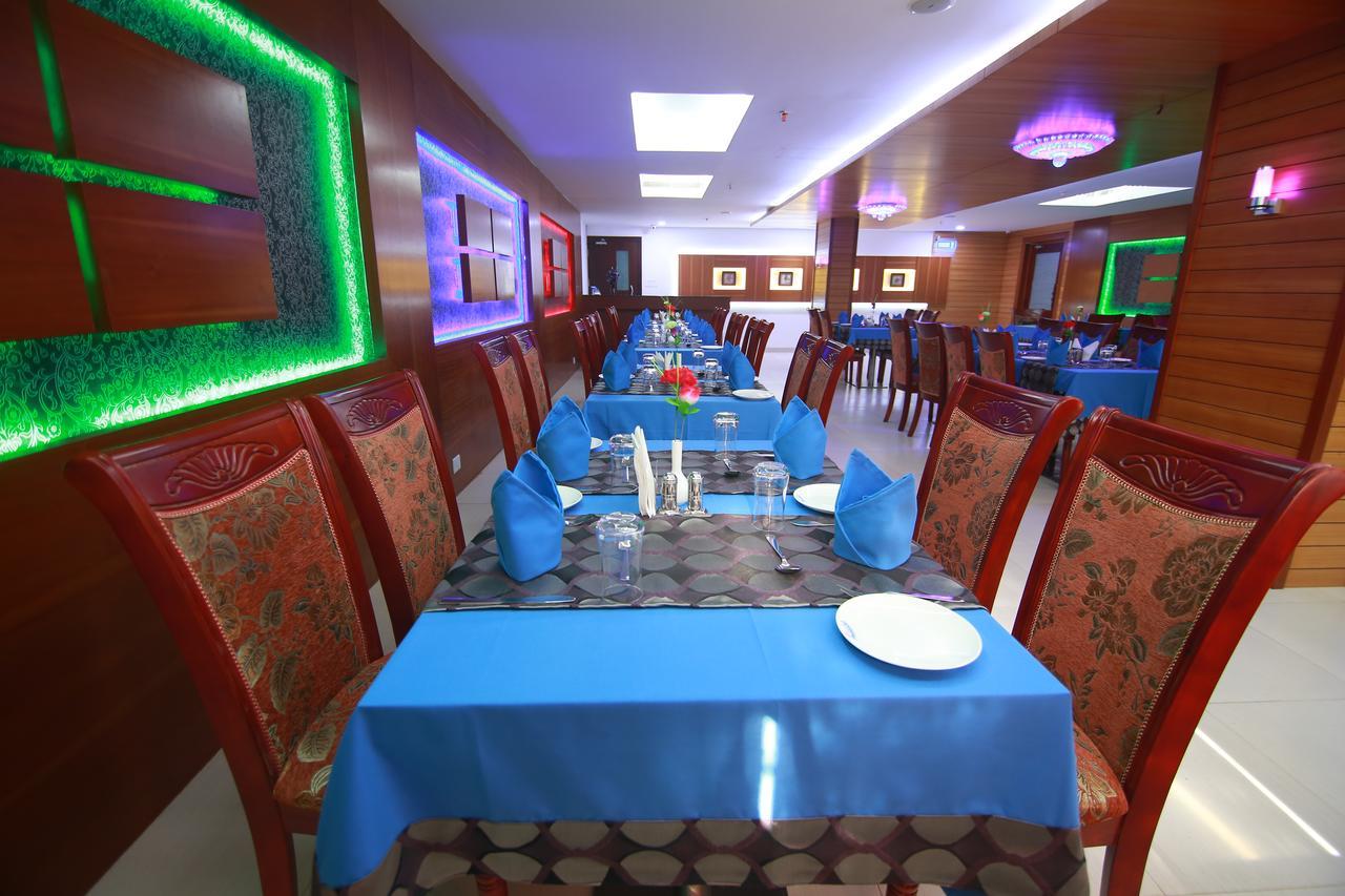 Rouba Residency Hotel Ponnāni Extérieur photo