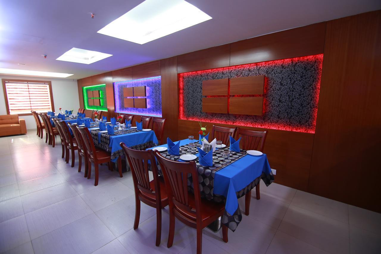 Rouba Residency Hotel Ponnāni Extérieur photo